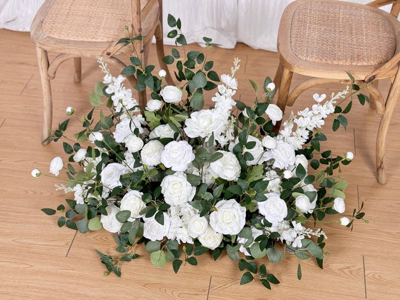 White Wedding Flower Arrangement, Aisle & Table Decor - Etsy