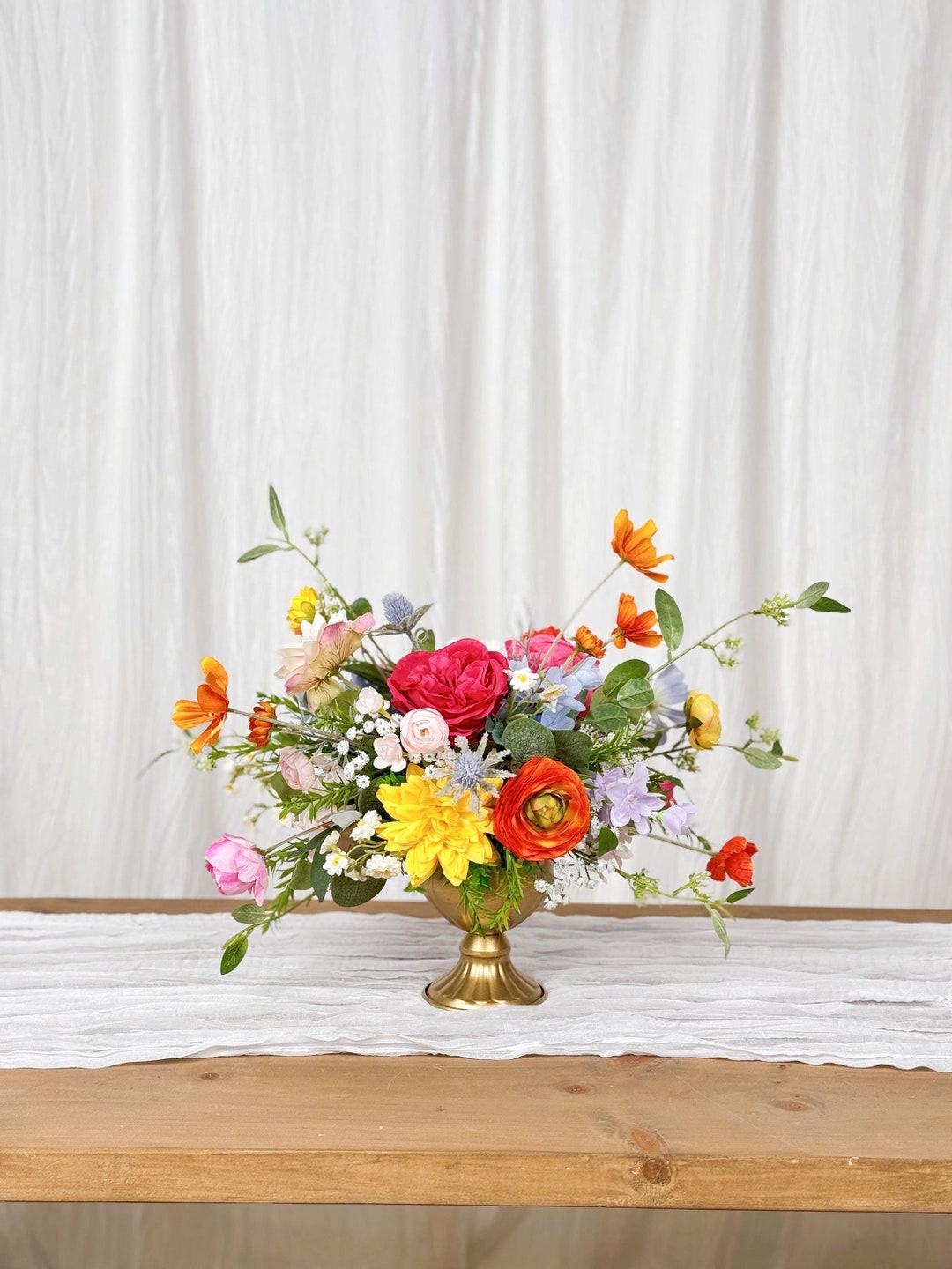Centro de mesa de recepción de boda con flores silvestres, flores para mesa  baja, decoración de mesa de boda, flores para mesa de invitados, flores ..., image size:1080x1440