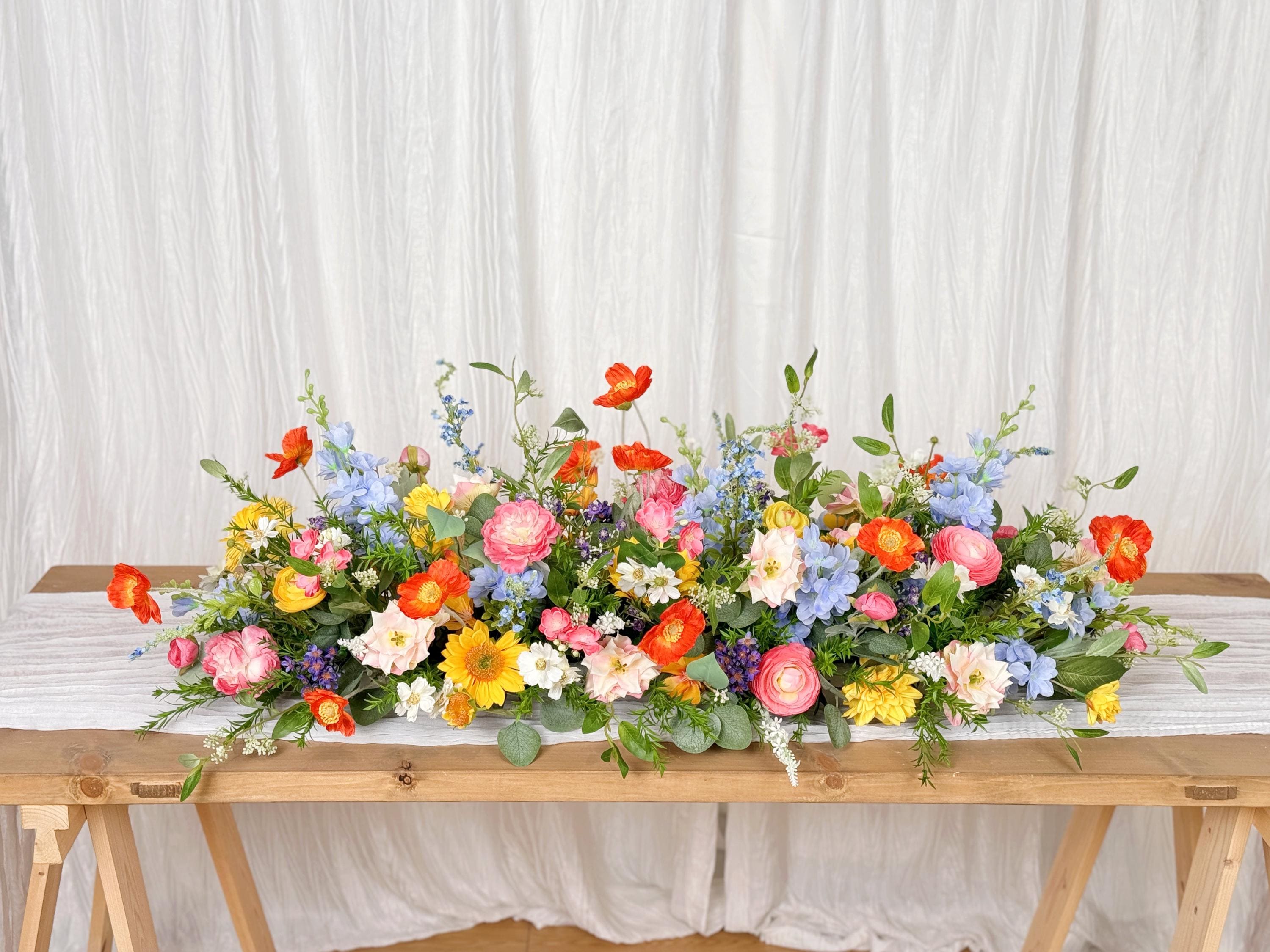 Caminho de mesa com flores silvestres, decoração de lareira, decoração de mesa principal com flores silvestres, centro de mesa de casamento, decoração de mesa de namorados, chá de panela