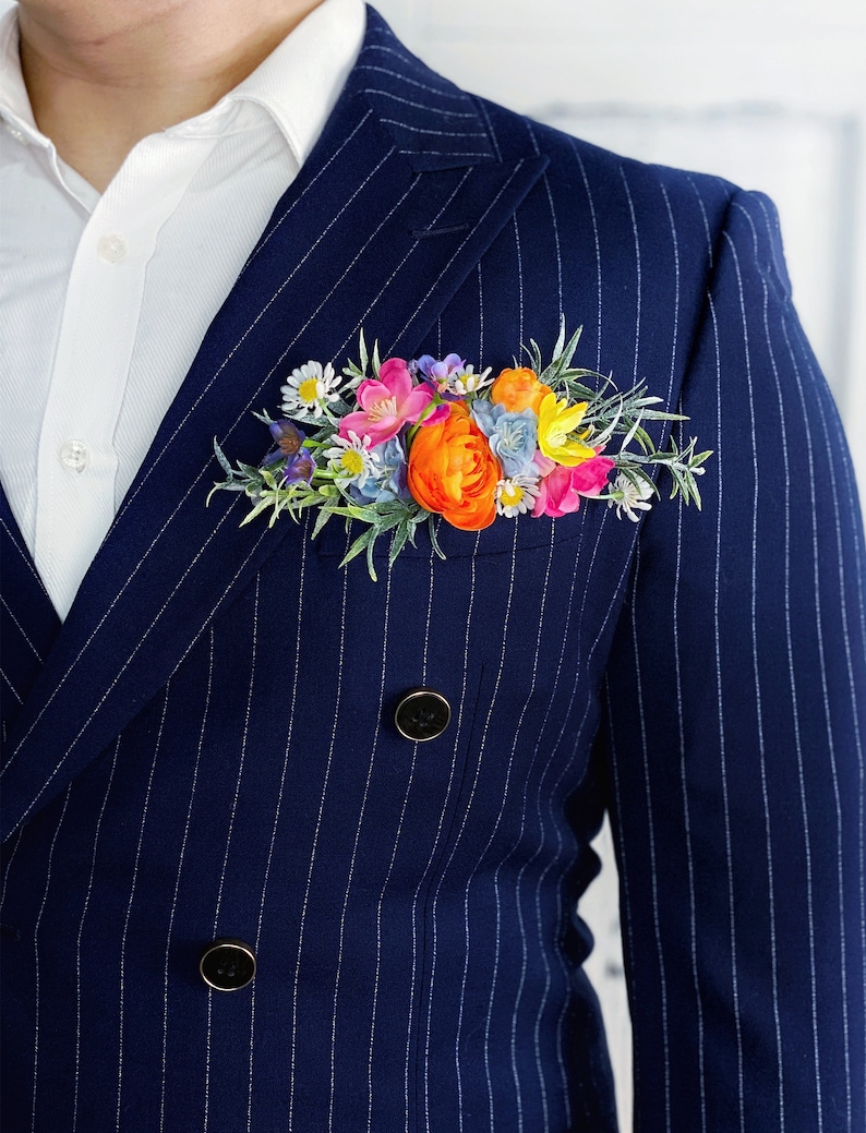 Wildflower Bridal Bouquet, Colorful Wedding Bouquet, Boho Flower Bouquet, Design in Sunflowers, Daisies, Dahlia and Ranunculus Pocket Boutonniere