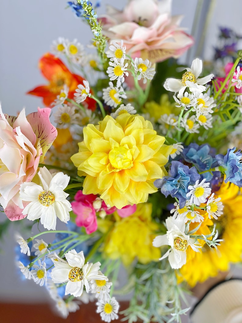 Wildflower Bridal Bouquet, Colorful Wedding Bouquet, Boho Flower Bouquet, Design in Sunflowers, Daisies, Dahlia and Ranunculus image 4