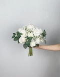 Rose and Baby's Breath Bridal Bouquet, White Wedding Bouquet, Boho Flower Bouquet, White Bridesmaid Bouquet, Design in Rose