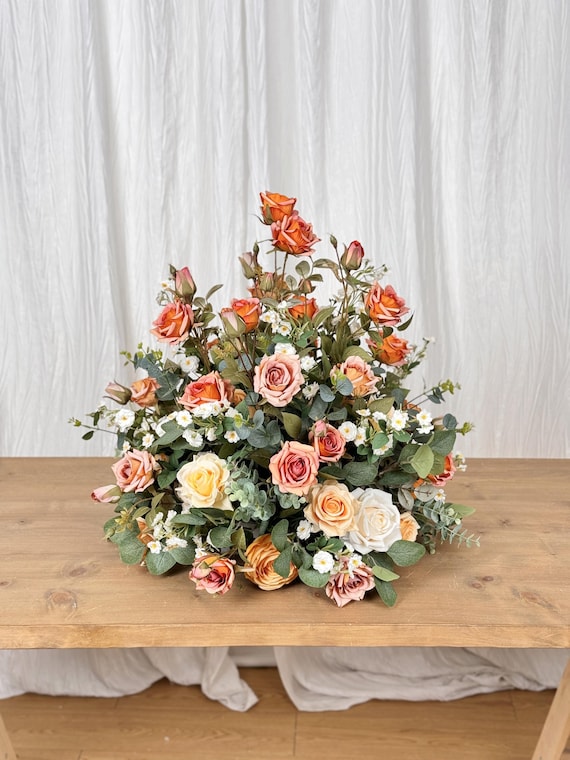 MKLL Kit Di Fiori Ad Arco Per Matrimonio Artificiale (Confezione Da 3) - 2 Festoni Di Fiori E 1 Drappeggio Ad Arco, Decorazione Di Sfondo Per Cerimonie Nuziali E Ricevimenti,Beige