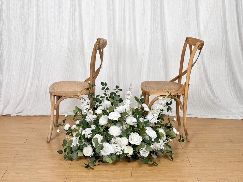 White Wedding Flower Arrangement, Aisle & Table Decor - Etsy