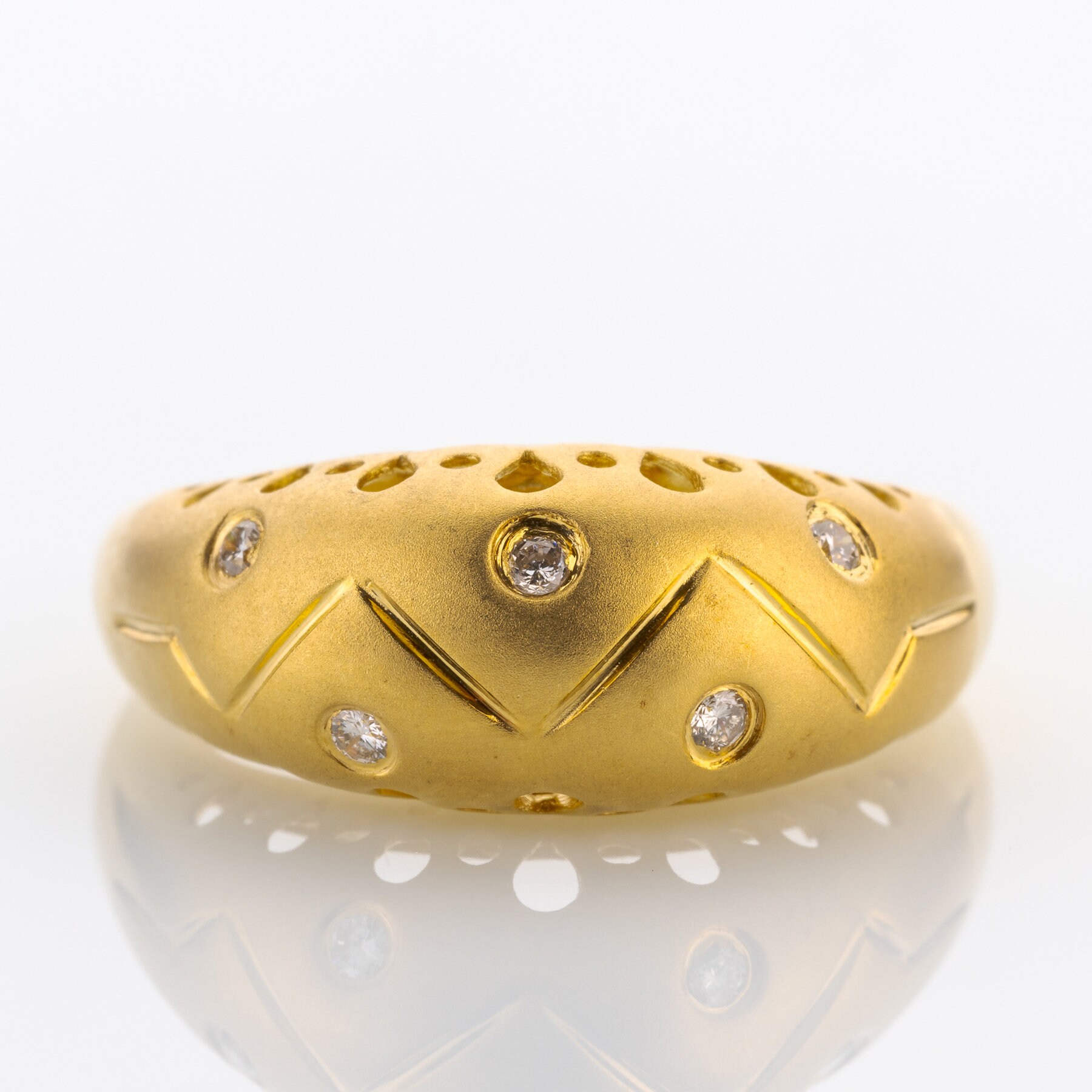 18k Gold Ring With Diamonds - Etsy