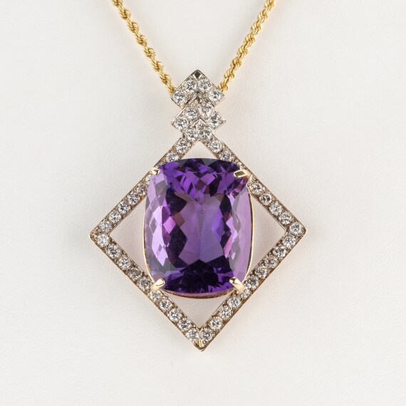Pendant (14k gold) with amethyst and diamonds