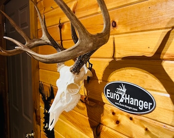 The Razor EuroHanger Skull Hanger mount bracket Deer antelope bear Broadhead Design