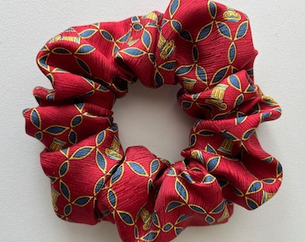 Czerwona z geometrycznym wzorem Jedwabna Scrunchie/Ręcznie robiona Scrunchie/Czysty Jedwab Scrunchie