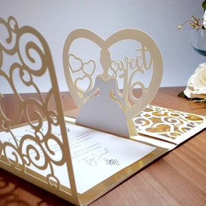 Modèle d'invitation pop-up SVG Sweet 16, invitations tourbillonnantes à trois volets, fichier découpé pour Cricut, cartes de vœux 16e, DXF, PNG, silhouette, découpe laser