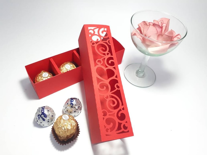 SVG Cut File Chocolate Gift Box  Candy Holder Cut File Cricut Template  Wedding Favor Box  dxf Bonbonniere Box Valentine's Day 
