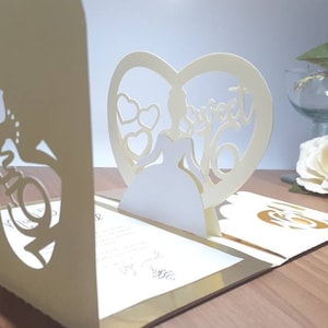 Modèle d'invitation pop-up SVG Sweet 16, invitations à trois volets, fichier découpé pour Cricut, cartes de vœux 16e anniversaire, DXF, PNG, silhouette, découpe laser