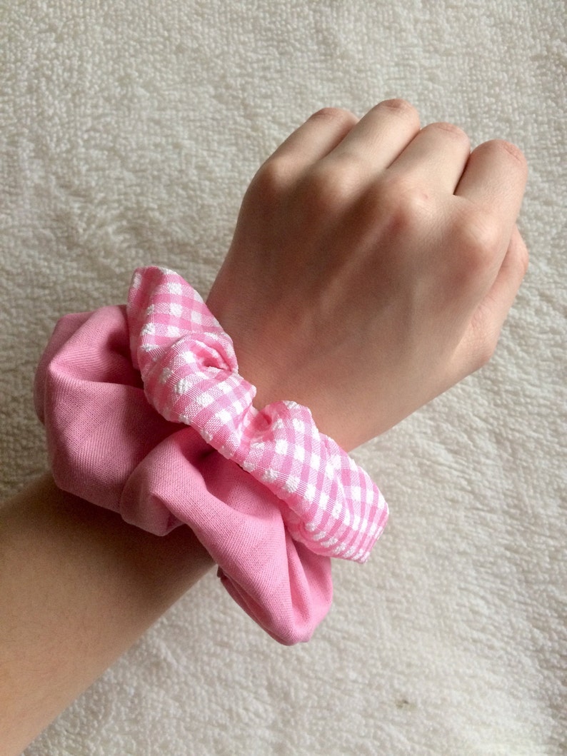 Pink checkered checkered patterned scrunchies set of 2 hair elastic cotton valentine gift image 2