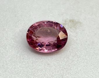 Burmaspinell ädelsten 100% naturlig ljusrosa färg Burmaspinell 6,50 x 8 mm oval form fasetterad AAA-kvalitet