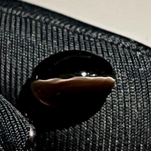 ブラックキャッツアイ 100%天然ブラッククリソベリルキャッツアイ 5.50x8x4.50mm オーバルシェイプ カボション AAA品質 ルースジェムストーン ジュエリー製作用