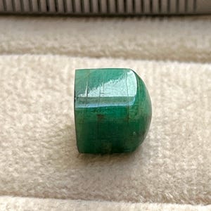 100% Natürliche Smaragd Lange Kuppel Kissenform Cabochon AAA Qualität Grüne Farbe Smaragd Lose Edelstein Größe (10x10x11 mm) 12 Ct