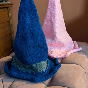 Hand-knit Witch Hat - Pointed Wizard Hat in Custom Colors- Structured Yarn for Shape - Cosplay or Halloween Costume