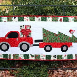 Christmas Is Coming Table Runner Pattern