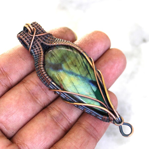 Pendentif labradorite fil de cuivre enroulé pendentif fait main bijoux en cuivre pierres précieuses naturelles pendentif fait main fil enroulé bijoux cadeau pour elle