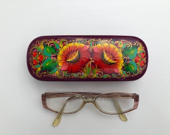 Women&#39;s Hand Painted Eyeglass Case| Best women&#39;s glasses cases |Ukrainian glasses case| Gift for her| Ukrainian souvenirs| Made in Ukraine