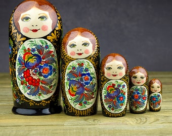Muñeca Matrioska de 5 piezas pintada a mano / Muñeca Petrykivka con diseño floral