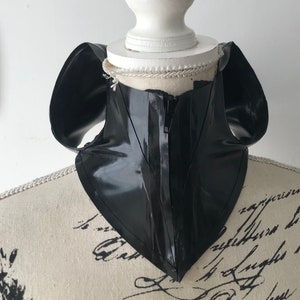 Latex neck corset