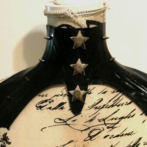 Latex neck corset