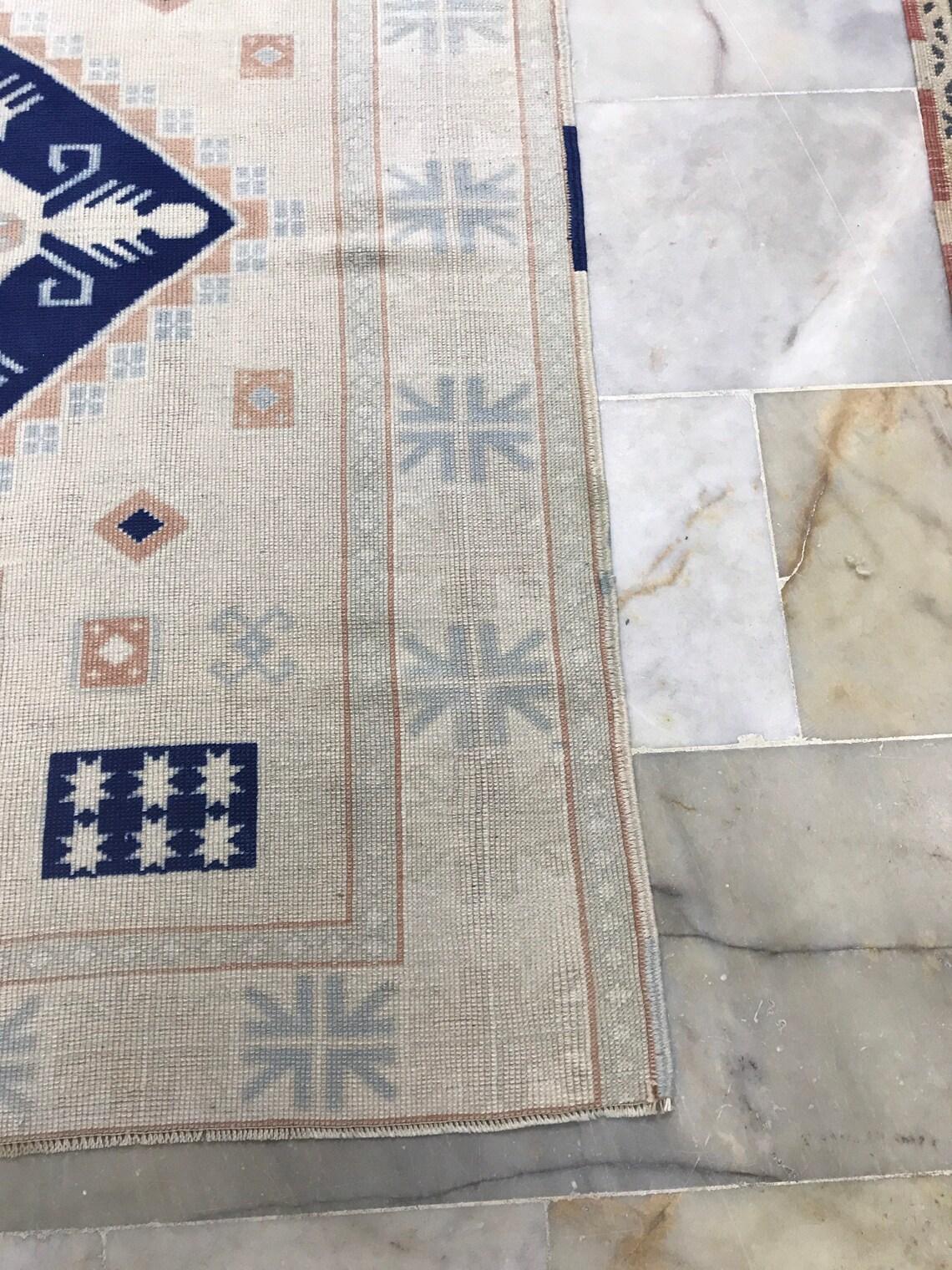 Alfombra vintage 3x4. Alfombra de marfil y azul. Alfombra azul | Etsy