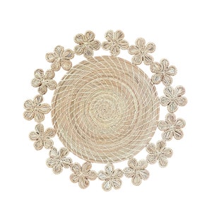 Woven Flower Iraca Placemat -15 inch