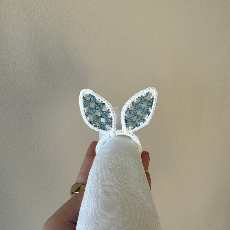 Bunny Napkin Ring iraca/straw/easter image 7