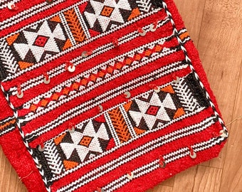Marokkaanse vintage stijl rode kilim draagtas, dames kilim handtas, kilim reishandtas, kilim ontwerp rode draagtas tapijt schoudertas