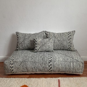 Moroccan Floor couch, Floor Sofa Seating 4ft (120 x 60 x 20 cm) Unstuffed Complete set Floor Cushion + Stuffing Zipped Pouches