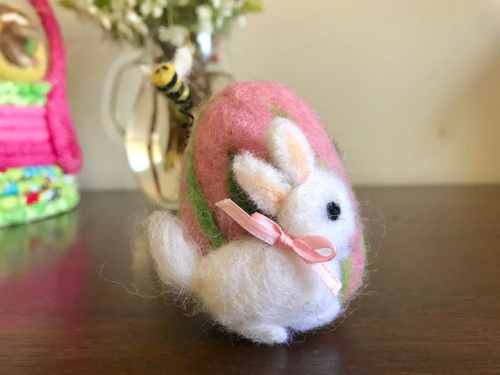 Needle Felted Easter Bunny Egg Ornament Figurine Decoration - Etsy
