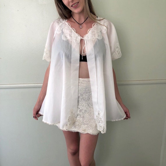 Vintage 60s Ivory Peignoir Bed Jacket