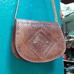 Moroccan leather bag. Women's leather shoulder bag,Moroccan Berber Bag, boho bag , shoulder bag, leather bag, leather shoulder bag,Bag,Bags