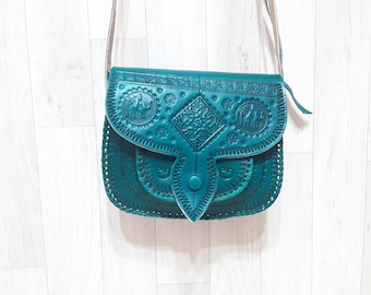 Handmade Moroccan Leather Shoulder Bag: Green Berber Boho Bag