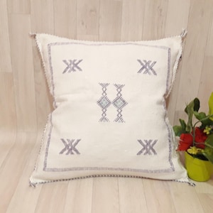 Handmade Moroccan Cactus Silk Pillow: Berber Sabra Cushion Cover (19.6&quot; x 18.5&quot;)