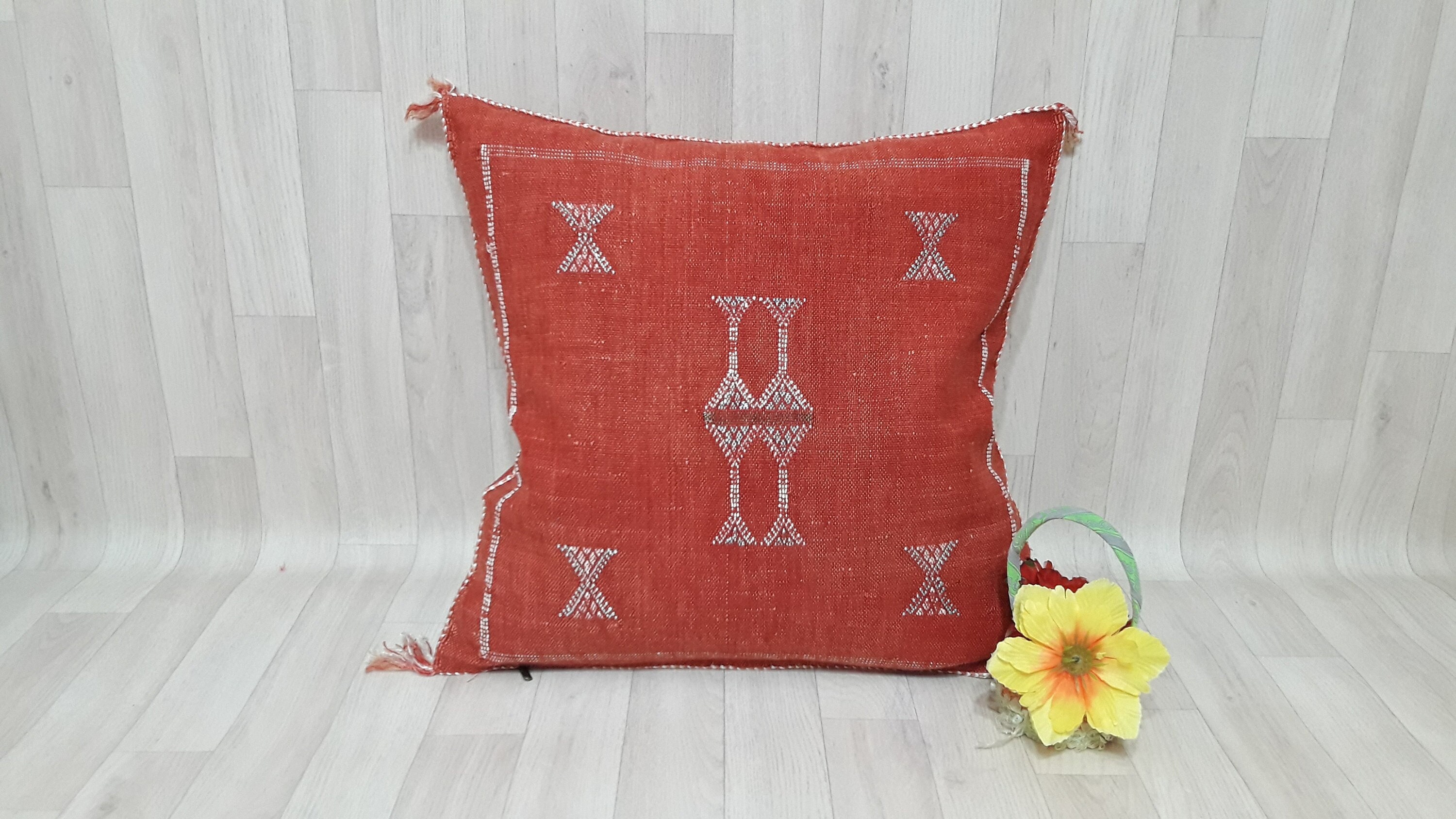 Moroccan throw online pillows