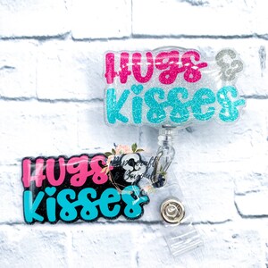 RTS: Hugs and kisses Valentines Namensetikettenrolle, Glitter-Abzeichen-Roller, Krankenschwester-Abzeichen-Roller, Krankenschwester-Abzeichen-Roller