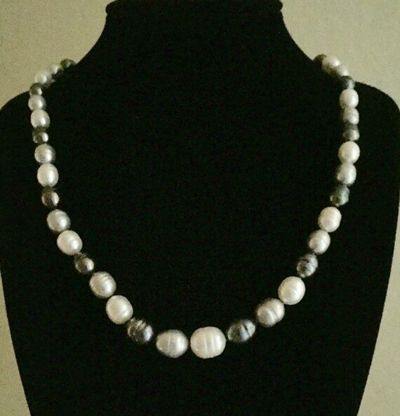 Honora Baroque Circle Pearl Necklace 