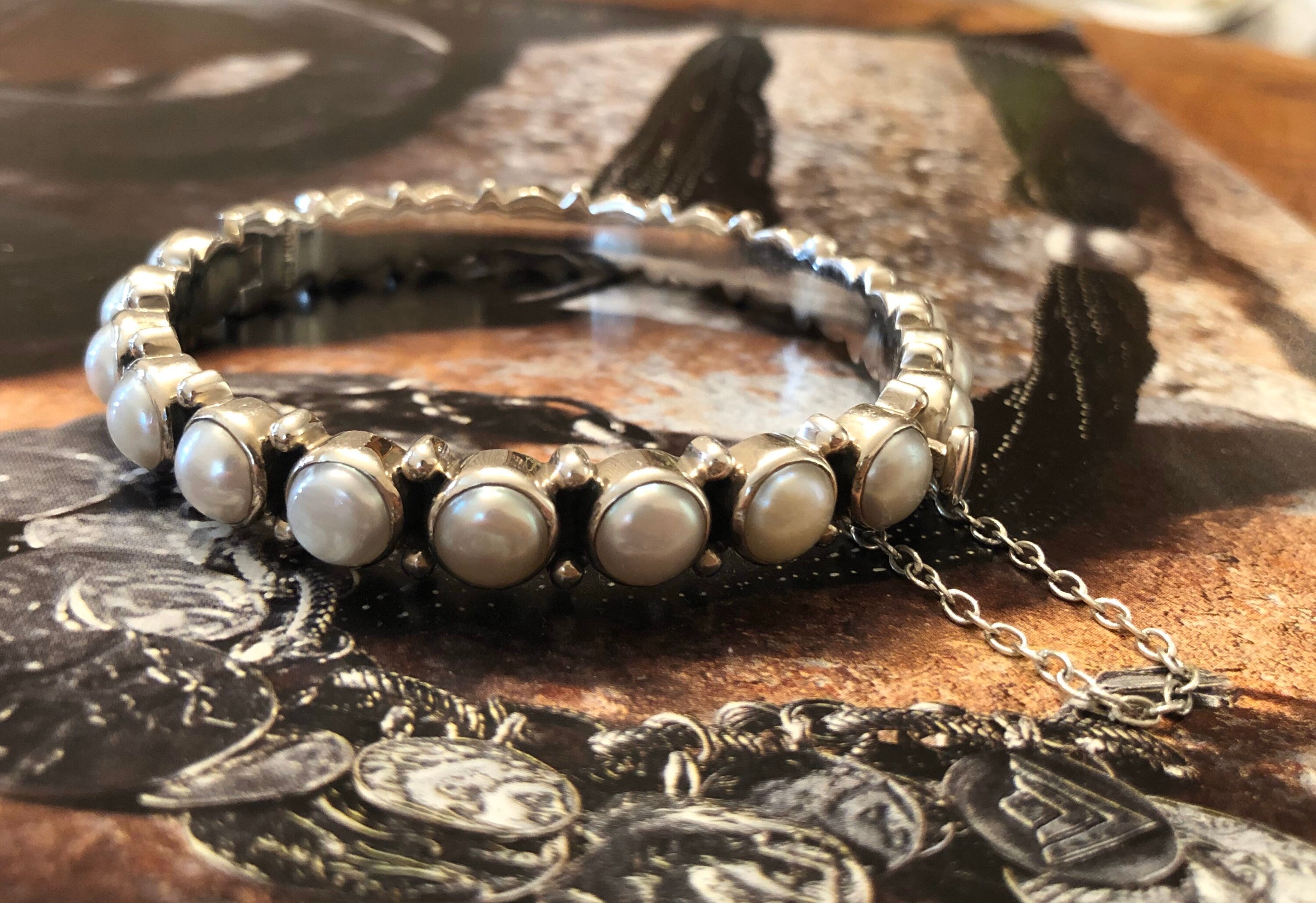 【AMBUSH】PEARL PADLOCK BRACELET 2色展開 Gold Silver AMBUSH】PEARL PADLOCK BRACELET 2色展開 Gold Silver (AMBUSH