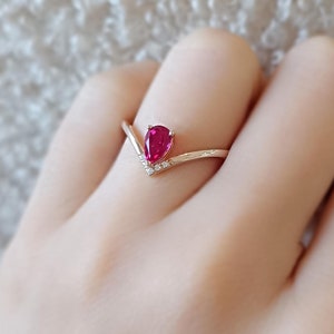 Sterling Silber Labradorit Rubin Verlobungsring, 14K Gold Rubin Edelstein Ring, hergestellt in Ihrer Ringgröße, personalisiertes Geschenk für sie, Gold Vermeil