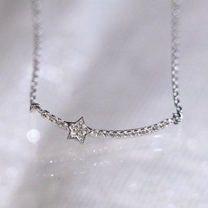 Collar de estrella sonriente de plata con dije, delicado collar de estrella fugaz centelleante, joyería celestial, joyería de estrella del norte, collar pequeño, Día de la Madre