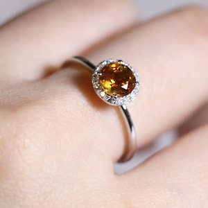 Anillo clásico vintage con halo de citrino, anillo de oro de 14 quilates con diamantes y citrino, anillo de aniversario de bodas de oro blanco con citrino, regalo para el Día de la Madre para tu esposa.