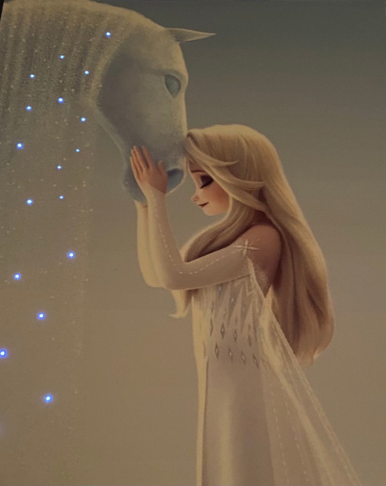Disney's Elsa and Nokk from Frozen 2 with LED String Lights image 2