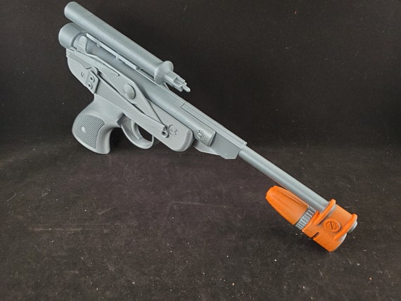Dl 18 Blaster Bounty Hunter Smuggler Etsy Dl 18 Blaster Bounty Hunter Smuggler Etsy
