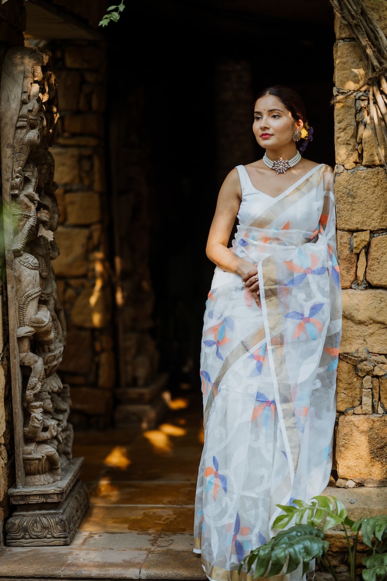 Exclusive Muslin Jamdani Saree; Multicolour Jamdnai Work; Falls And Pikko; DHL Shipping in 4 to 5 days