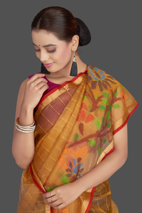 Buy Exclusive Matka Muslin Jamdani Saree Free Falls and Piko DHL Shipping  in 3 to 6 Days Online in India - Etsy | Jamdani saree, New saree blouse  designs, Dress indian style