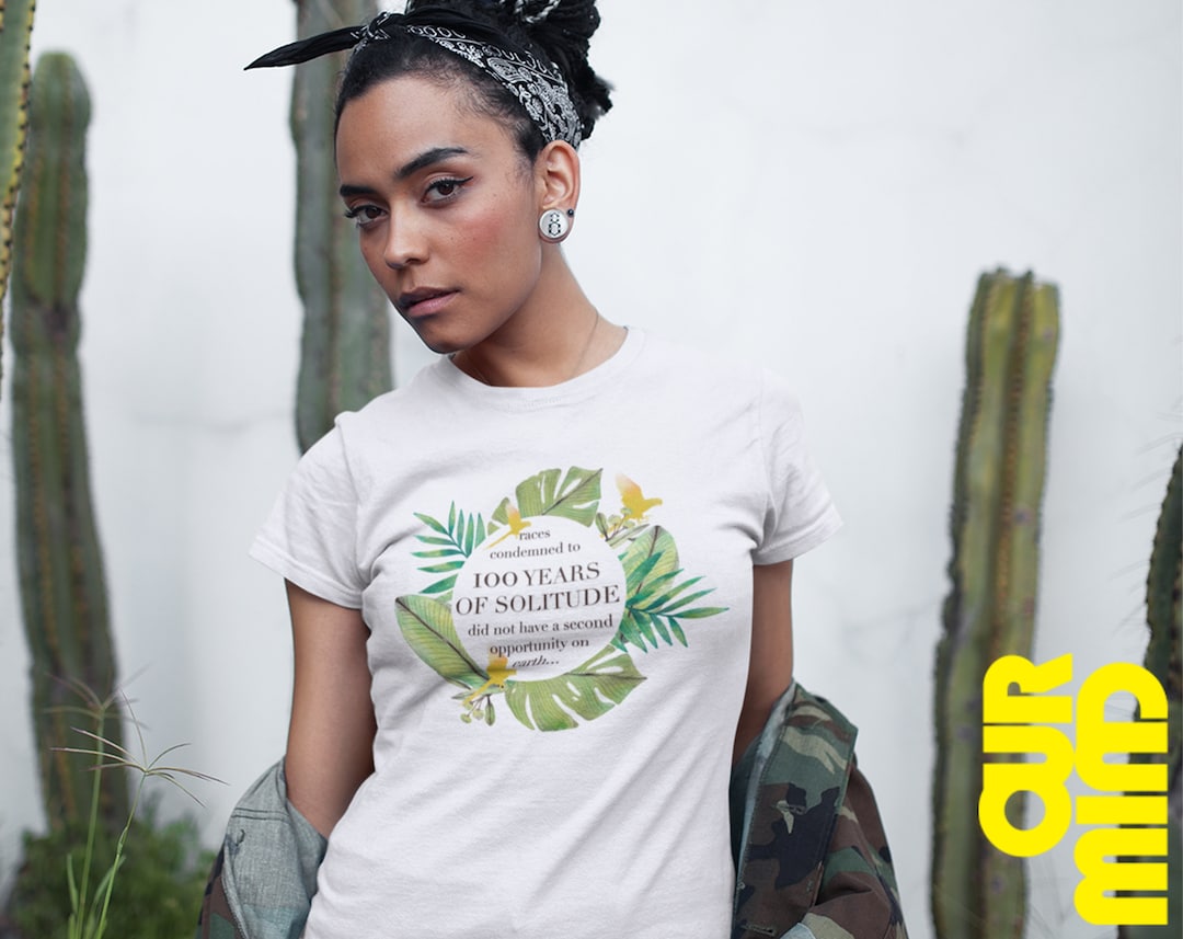 [Out of Print] Gabriel Garcia Marquez / One Hundred Years of Solitude Womens Relaxed Fit Tee (Vintage Navy) - 百年の孤独 Tシャツ One Hundred Years of Solitude unisex book t-shirt — Out of Print
