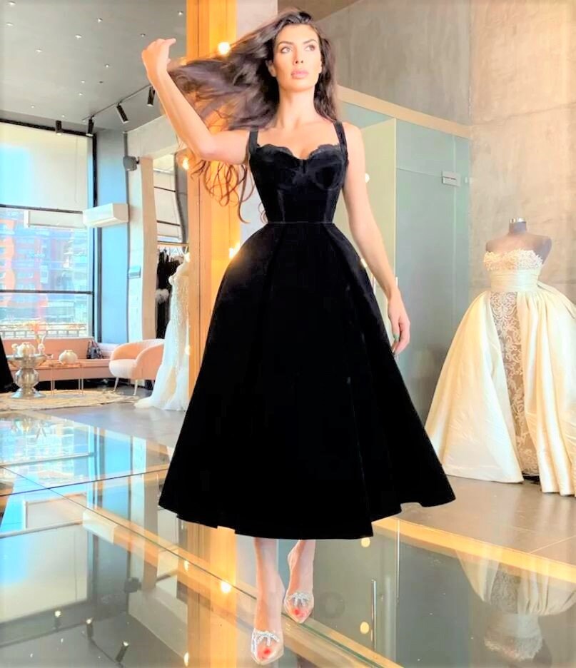 black dress for prom