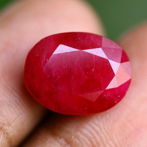 AAA Flawless Faceted Blood Red Ruby 10.60 Ct  Loose Oval Gemstone Cut Beautiful Luster Quality 14.5x11x7 mm